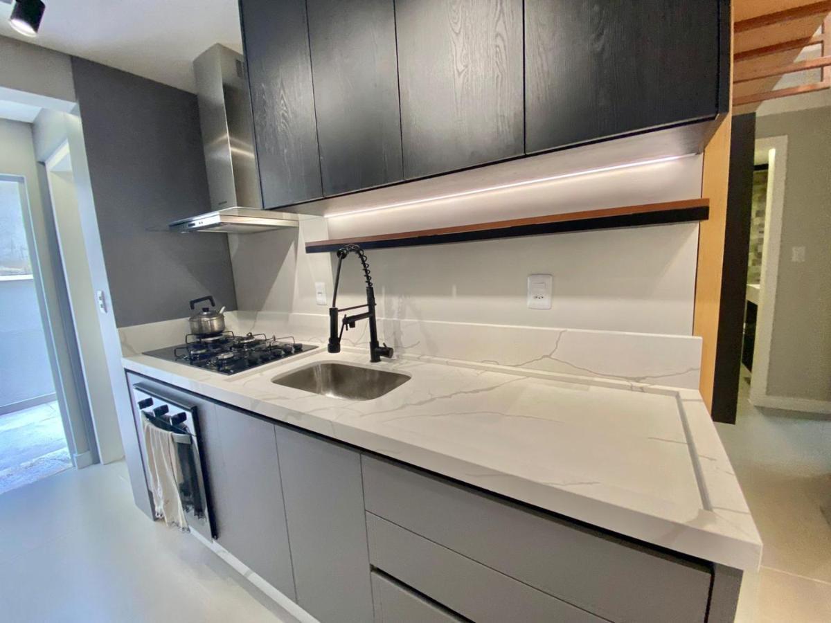 Apartamento Aconchegante E Moderno No Centro De บัลเนอาริโอ กังโบริว ภายนอก รูปภาพ